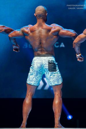 MEN'S PHYSIQUE МАСТЕРА +40